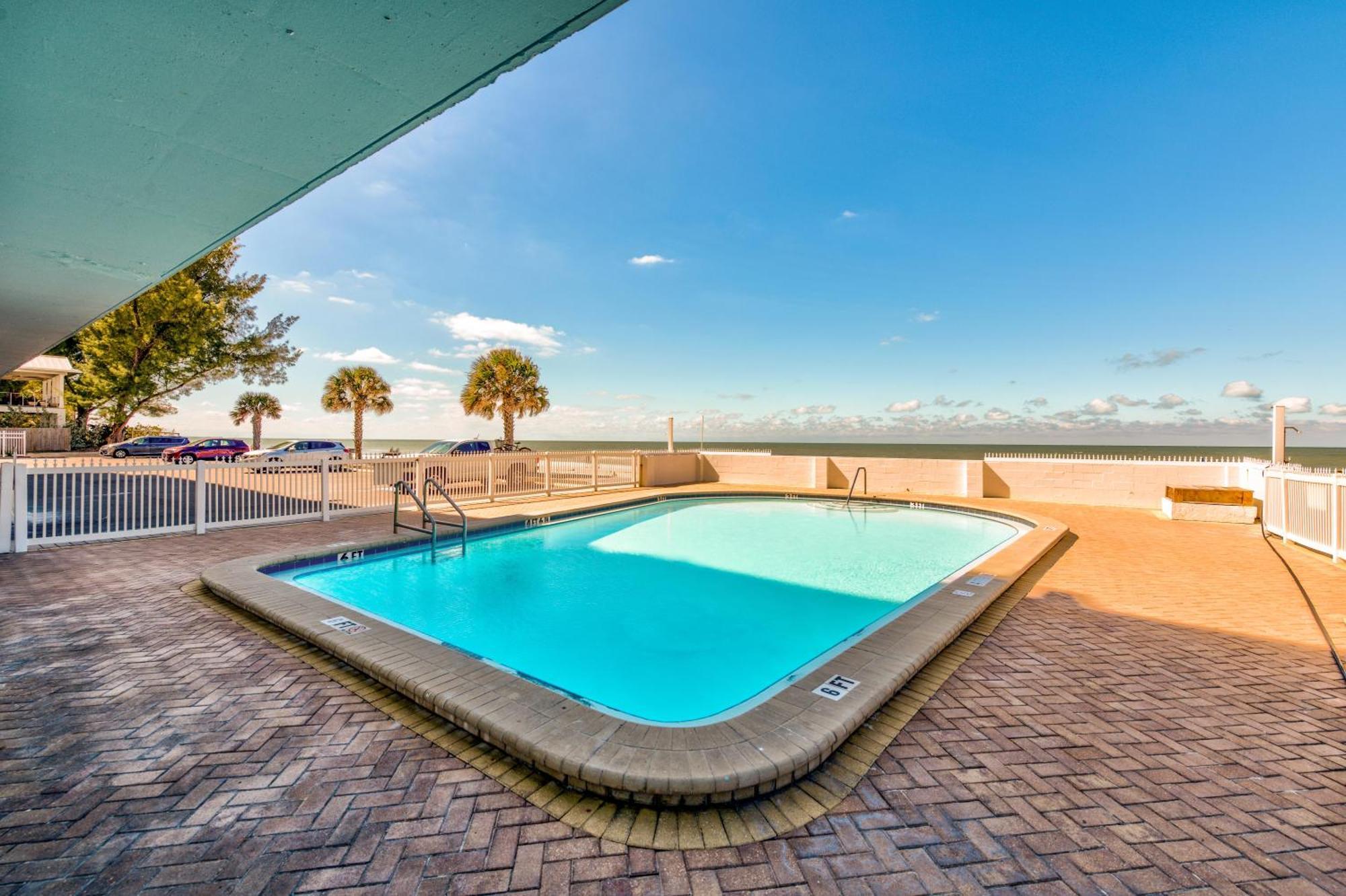 סיינט פיט ביץ' Sunset Chateau 409 מראה חיצוני תמונה